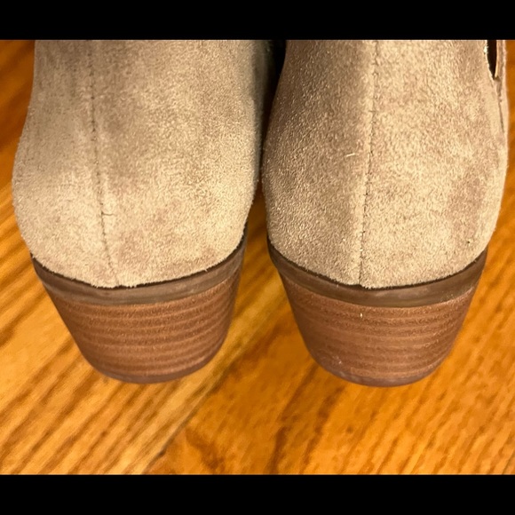 NEW! Lucky Brand Tan Leather Combat Boots. NWOT Women NWOT Lucky Brand Booties, Tan